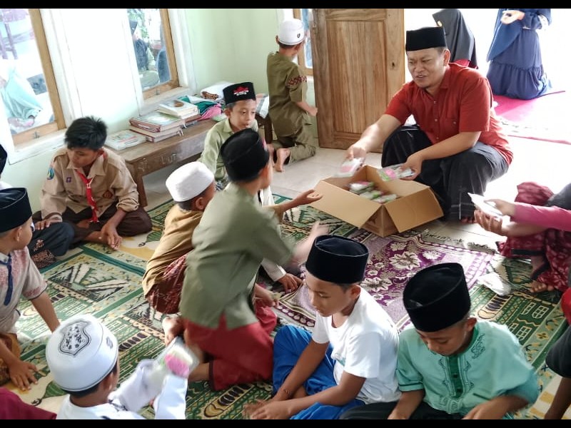 JUMAT MANIS